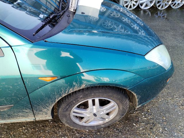 bontott FORD FOCUS I Jobb első Sárvédő