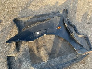 bontott FORD FOCUS I Jobb első Sárvédő