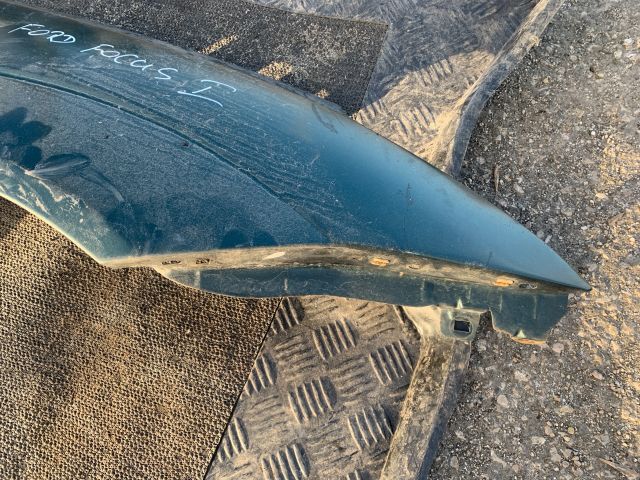 bontott FORD FOCUS I Jobb első Sárvédő