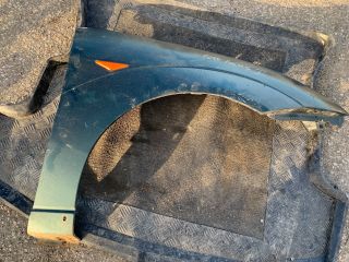 bontott FORD FOCUS I Jobb első Sárvédő