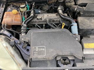 bontott FORD FOCUS I Jobb első Vízlehúzó Gumicsík