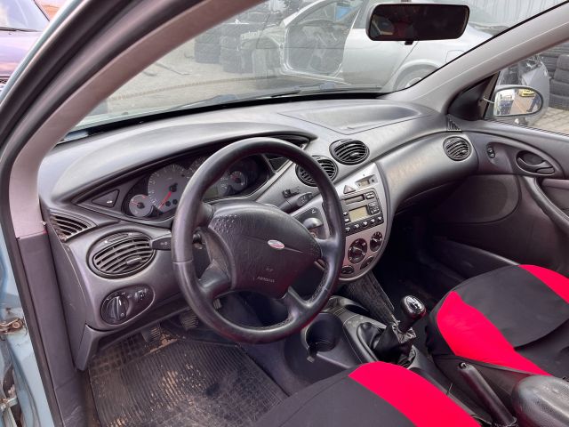 bontott FORD FOCUS I Jobb első Zsanér