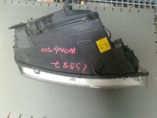 bontott FORD FOCUS I Jobb Fényszóró