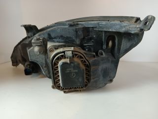 bontott FORD FOCUS I Jobb Fényszóró