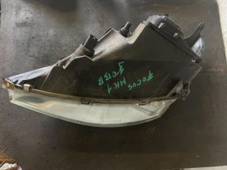 bontott FORD FOCUS I Jobb Fényszóró