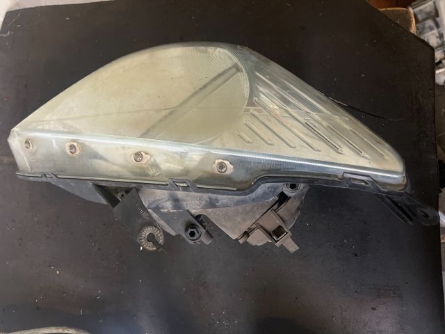 bontott FORD FOCUS I Jobb Fényszóró