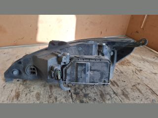 bontott FORD FOCUS I Jobb Fényszóró