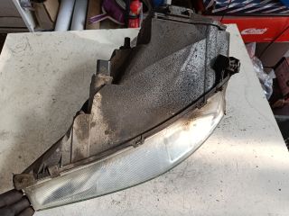 bontott FORD FOCUS I Jobb Fényszóró