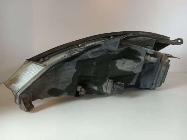 bontott FORD FOCUS I Jobb Fényszóró