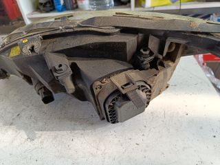 bontott FORD FOCUS I Jobb Fényszóró