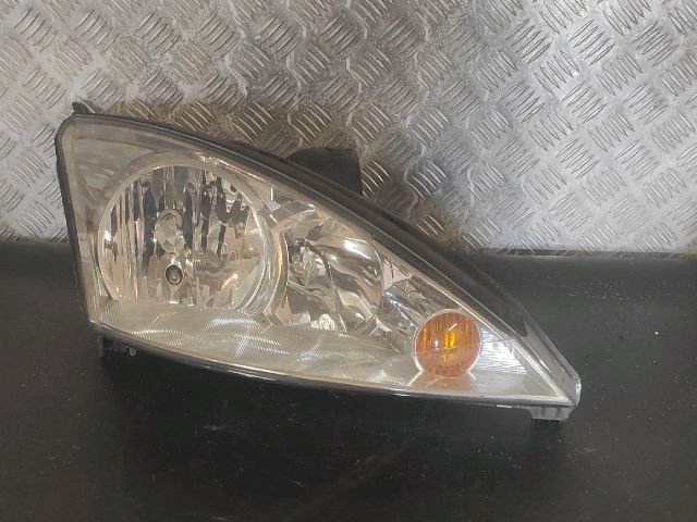 bontott FORD FOCUS I Jobb Fényszóró