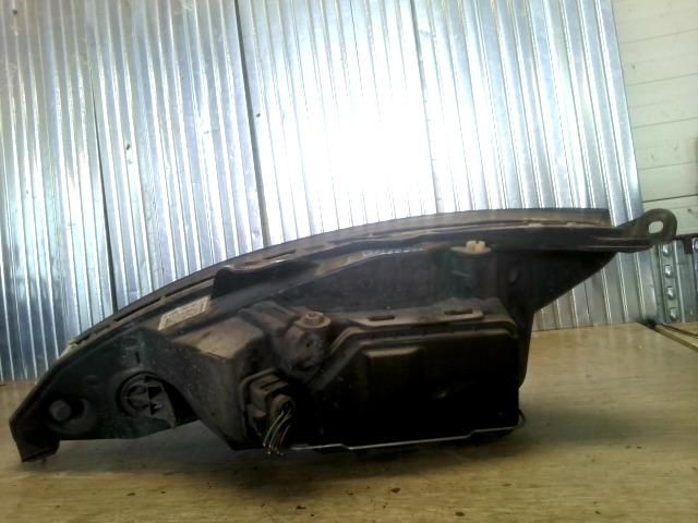 bontott FORD FOCUS I Jobb Fényszóró