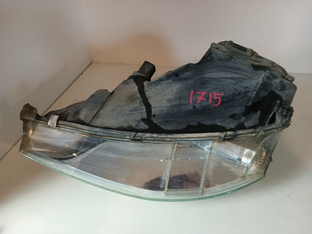 bontott FORD FOCUS I Jobb Fényszóró