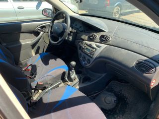 bontott FORD FOCUS I Jobb Gólyaláb Csonkállvánnyal