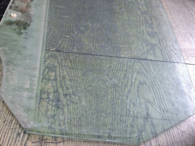 bontott FORD FOCUS I Jobb hátsó Ablak