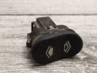 bontott FORD FOCUS I Jobb hátsó Ablakemelő Kapcsoló