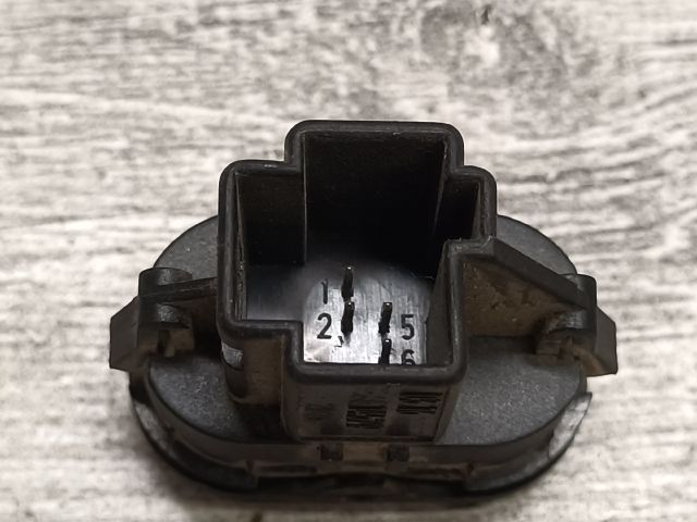 bontott FORD FOCUS I Jobb hátsó Ablakemelő Kapcsoló