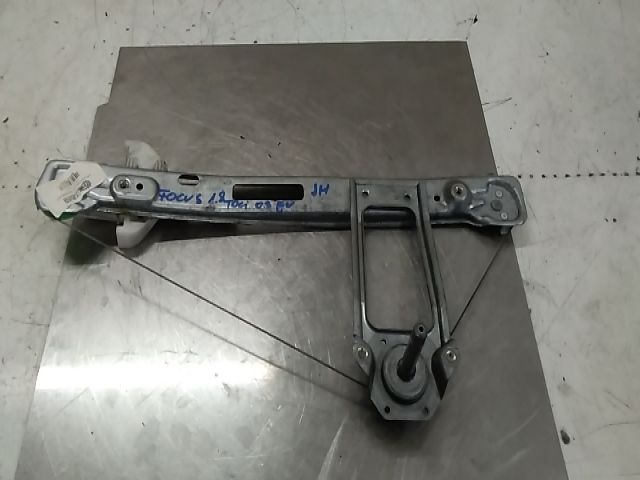 bontott FORD FOCUS I Jobb hátsó Ablakemelő Szerkezet (Mechanikus)