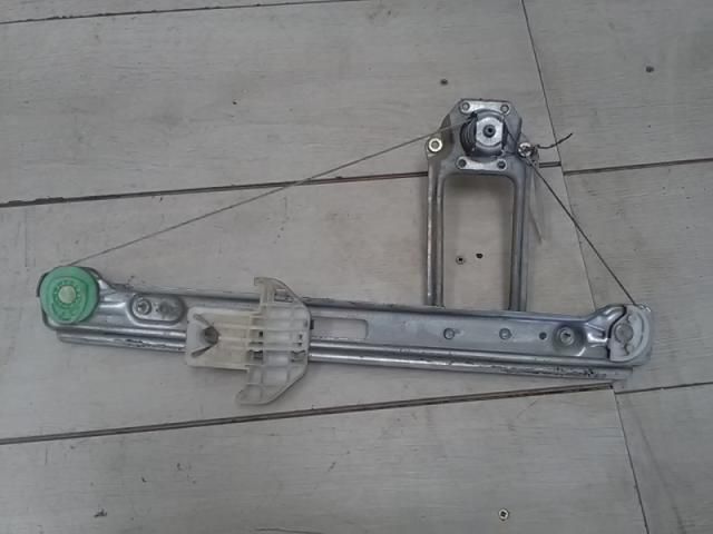 bontott FORD FOCUS I Jobb hátsó Ablakemelő Szerkezet (Mechanikus)