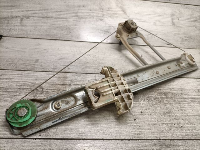 bontott FORD FOCUS I Jobb hátsó Ablakemelő Szerkezet (Mechanikus)