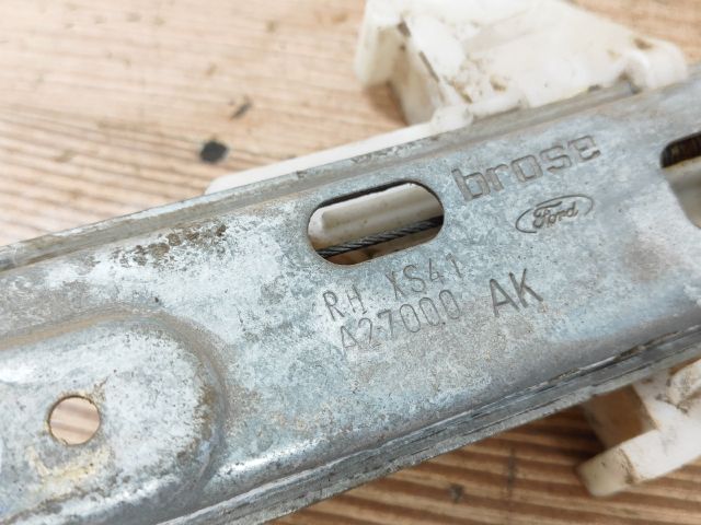 bontott FORD FOCUS I Jobb hátsó Ablakemelő Szerkezet (Mechanikus)