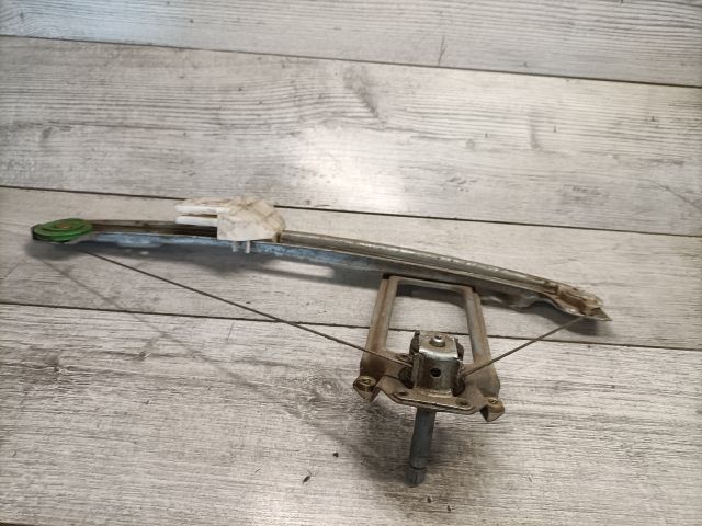 bontott FORD FOCUS I Jobb hátsó Ablakemelő Szerkezet (Mechanikus)