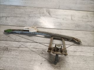 bontott FORD FOCUS I Jobb hátsó Ablakemelő Szerkezet (Mechanikus)