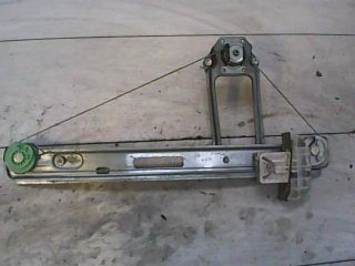 bontott FORD FOCUS I Jobb hátsó Ablakemelő Szerkezet (Mechanikus)