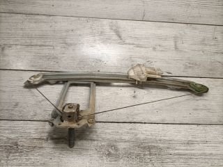 bontott FORD FOCUS I Jobb hátsó Ablakemelő Szerkezet (Mechanikus)