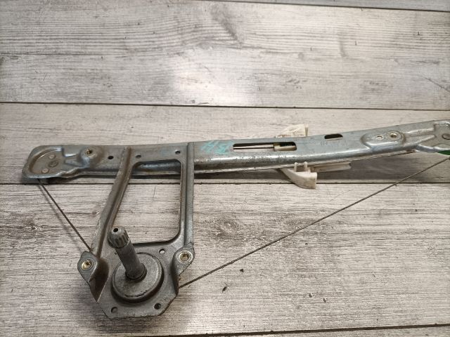 bontott FORD FOCUS I Jobb hátsó Ablakemelő Szerkezet (Mechanikus)