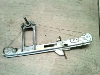 bontott FORD FOCUS I Jobb hátsó Ablakemelő Szerkezet (Mechanikus)