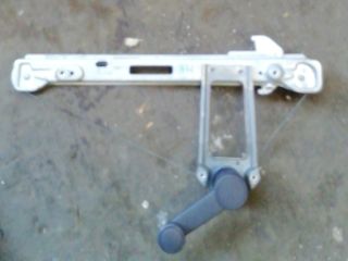 bontott FORD FOCUS I Jobb hátsó Ablakemelő Szerkezet (Mechanikus)