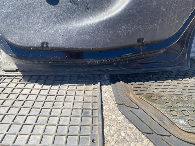 bontott FORD FOCUS I Jobb hátsó Ajtó (Részeivel)