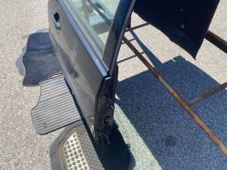 bontott FORD FOCUS I Jobb hátsó Ajtó (Részeivel)