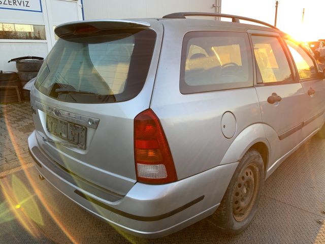 bontott FORD FOCUS I Jobb hátsó Ajtóhatároló