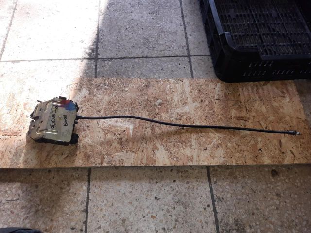 bontott FORD FOCUS I Jobb hátsó Ajtózár