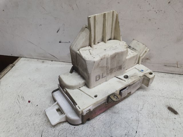 bontott FORD FOCUS I Jobb hátsó Ajtózár