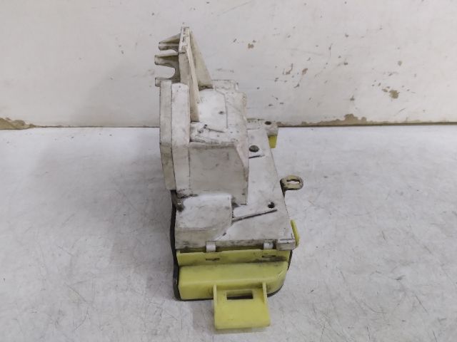 bontott FORD FOCUS I Jobb hátsó Ajtózár