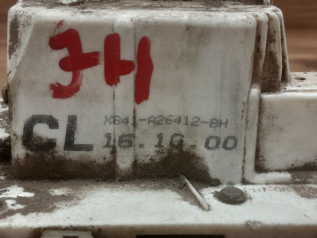 bontott FORD FOCUS I Jobb hátsó Ajtózár