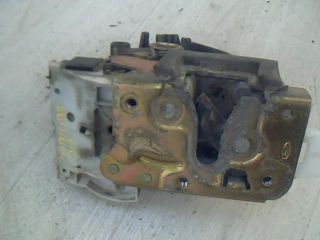 bontott FORD FOCUS I Jobb hátsó Ajtózár