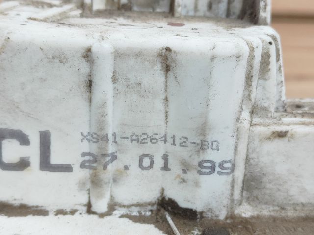 bontott FORD FOCUS I Jobb hátsó Ajtózár