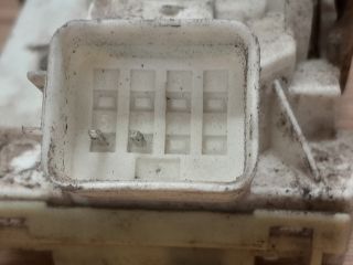 bontott FORD FOCUS I Jobb hátsó Ajtózár