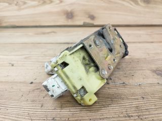 bontott FORD FOCUS I Jobb hátsó Ajtózár