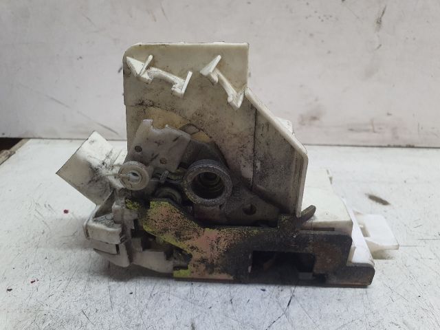 bontott FORD FOCUS I Jobb hátsó Ajtózár