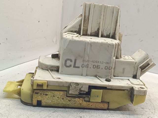 bontott FORD FOCUS I Jobb hátsó Ajtózár