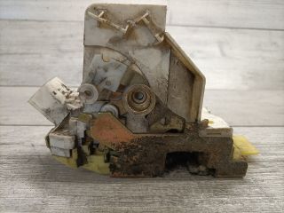 bontott FORD FOCUS I Jobb hátsó Ajtózár