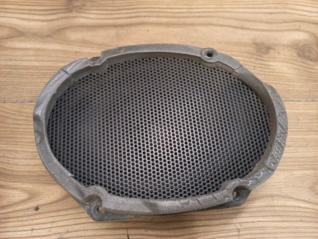 bontott FORD FOCUS I Jobb hátsó Hangszóró