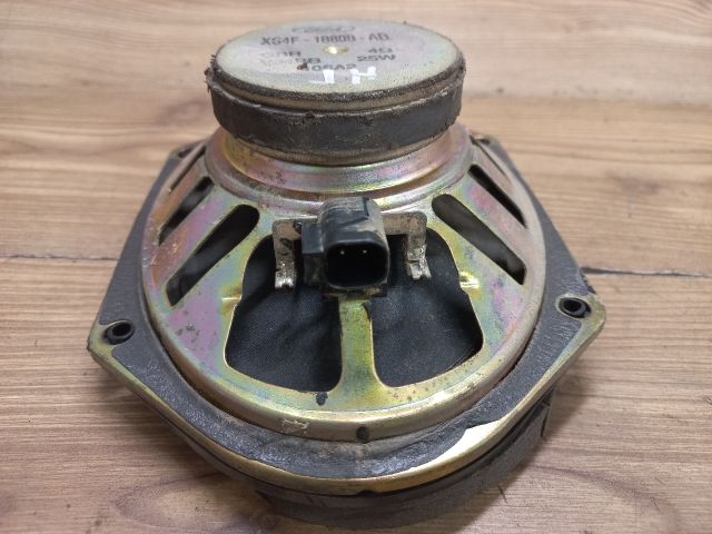 bontott FORD FOCUS I Jobb hátsó Hangszóró