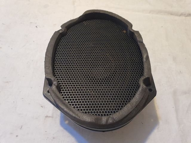 bontott FORD FOCUS I Jobb hátsó Hangszóró