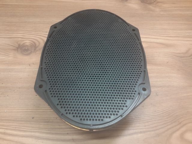 bontott FORD FOCUS I Jobb hátsó Hangszóró